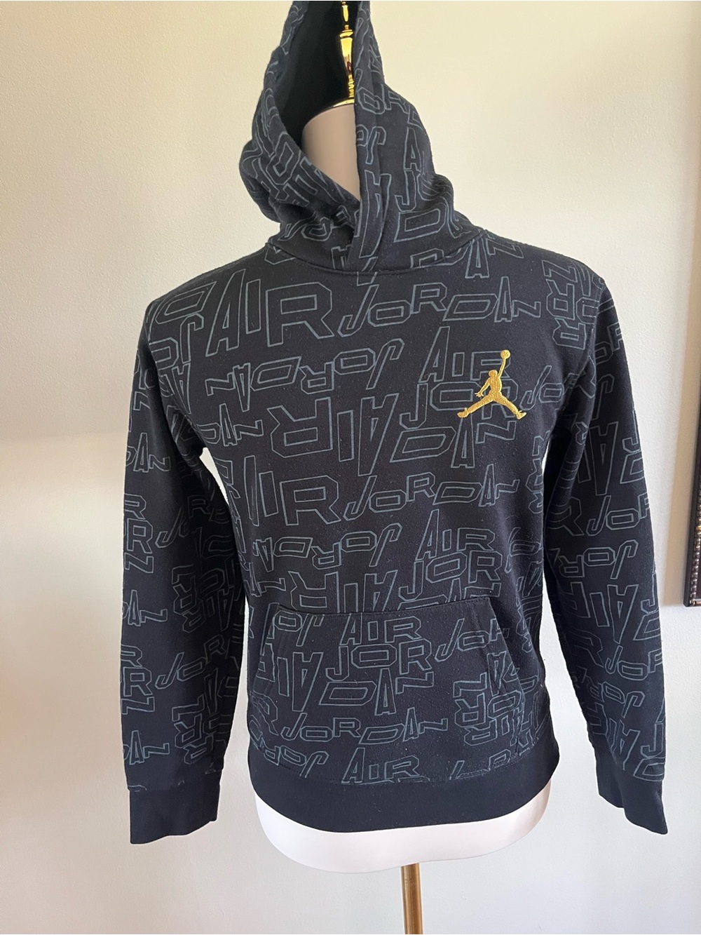 Jordan Take Flight Black and Gold Printed Pullover Big Kids Hoodie  (10-12 Yrs)